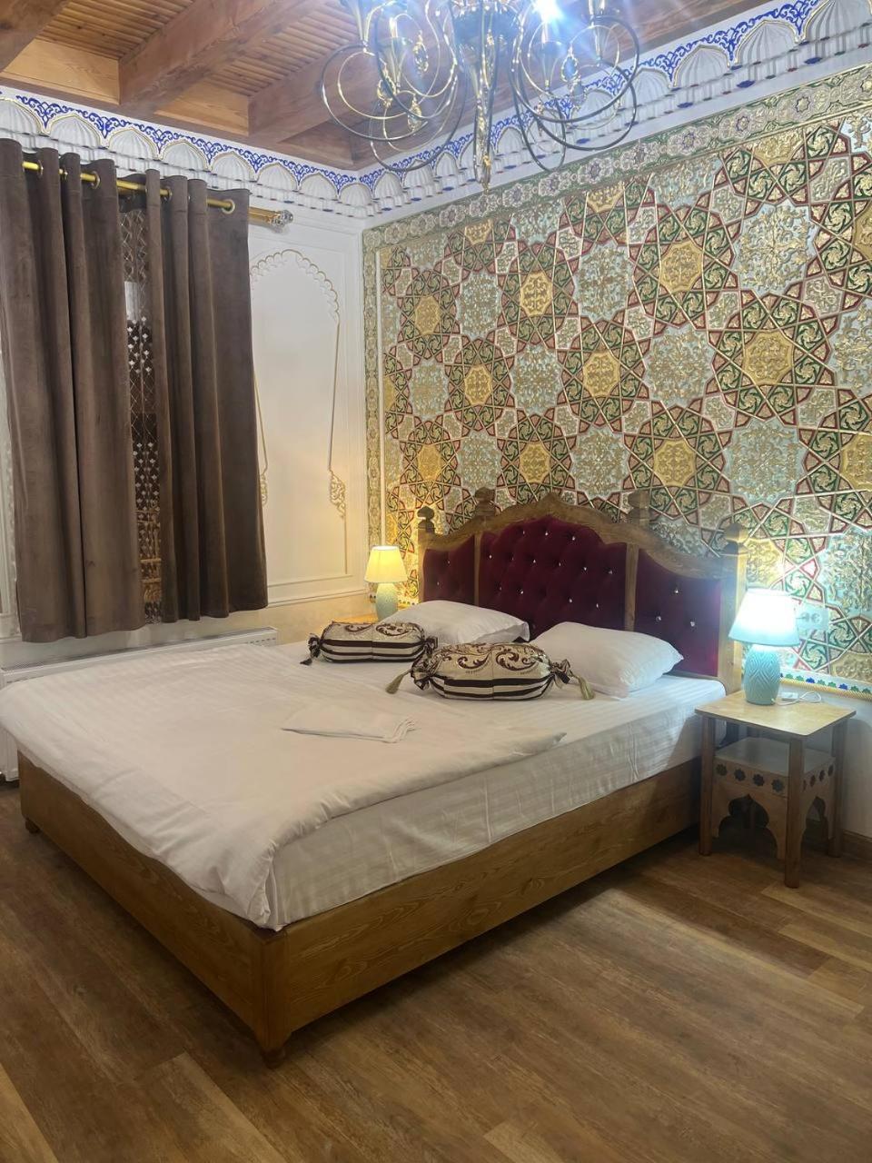 Asia Central Boutique Buxoro Phòng bức ảnh